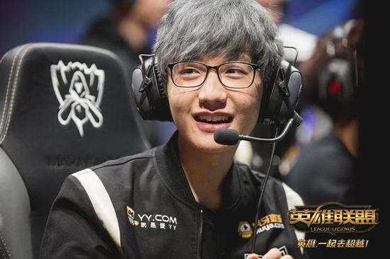 这一幕让人 这一幕让人